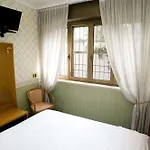 호텔 Kolping Casa Domitilla 3*