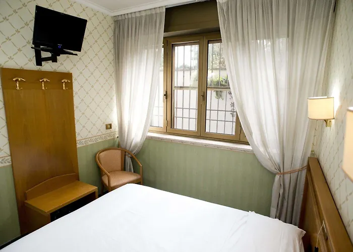 Hotel Kolping Casa Domitilla 3*