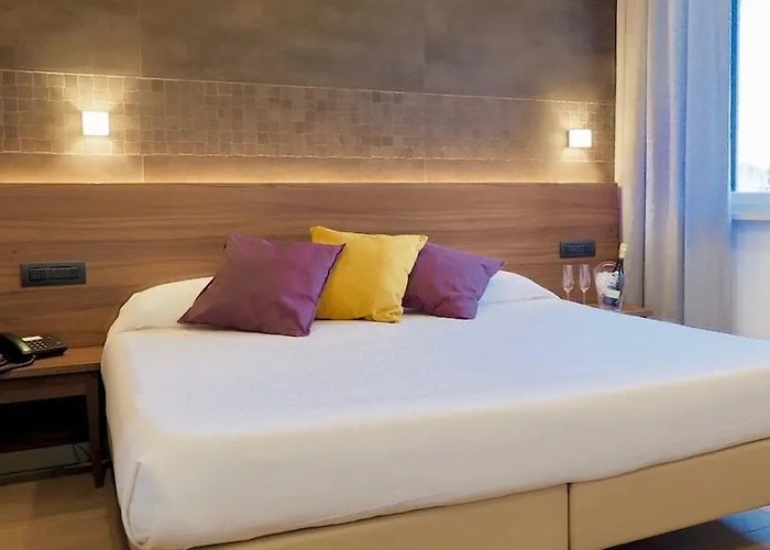 Hotel Kolping Casa Domitilla Řím