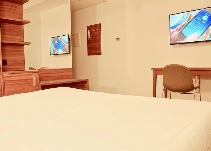 Hotel Kolping Casa Domitilla 3*